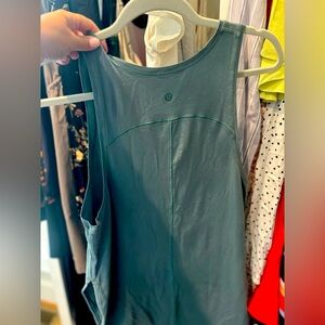 Long Lululemon Yoga Tank with side slits.